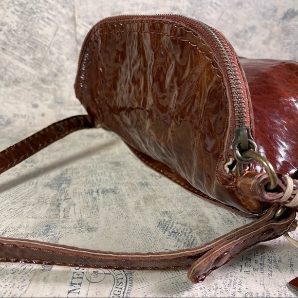 Forty-Nine Square Miles San Francisco Crossbody Patent Leather bag - Picture 6 of 15